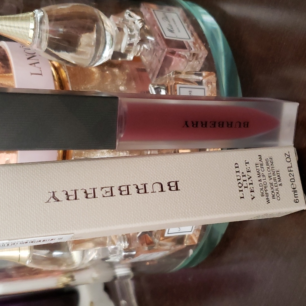 Burberry Matte Lip gloss